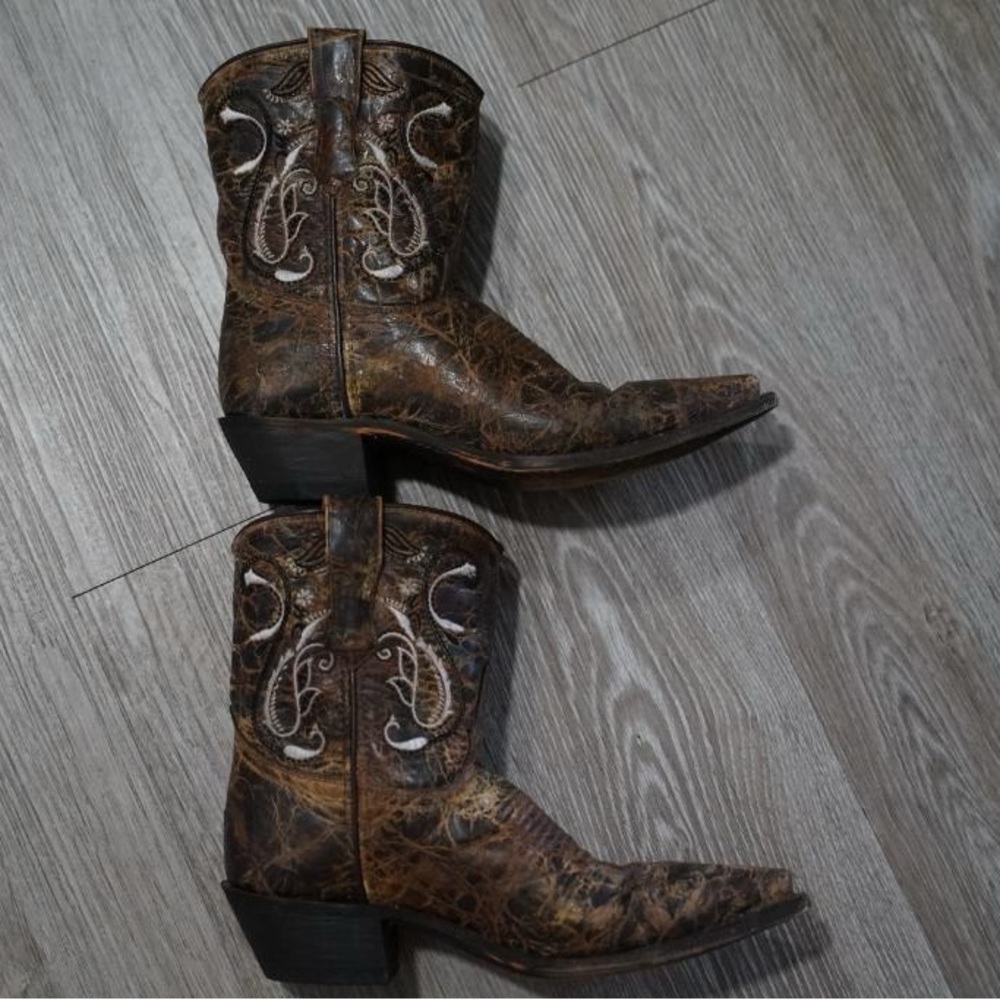 Laredo western bootie fit true to size